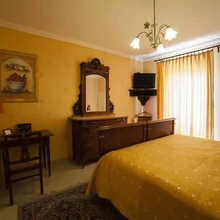 La Luma 3* Montecosaro (Marche)