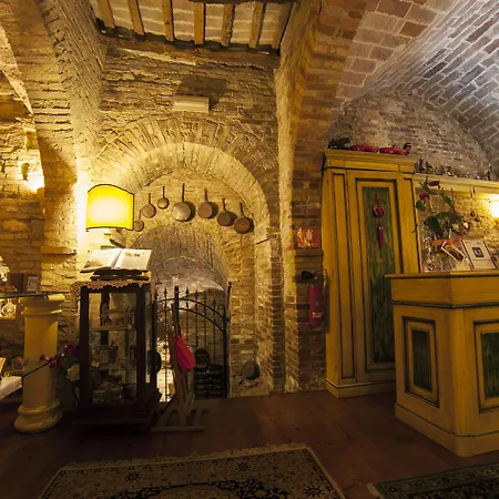 La Luma 3* Montecosaro (Marche)