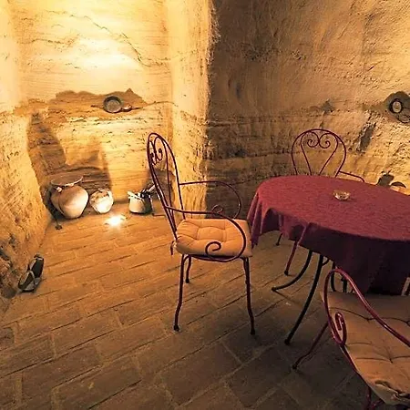 Hotel La Luma Montecosaro (Marche)