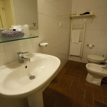 La Luma 3* Montecosaro (Marche)